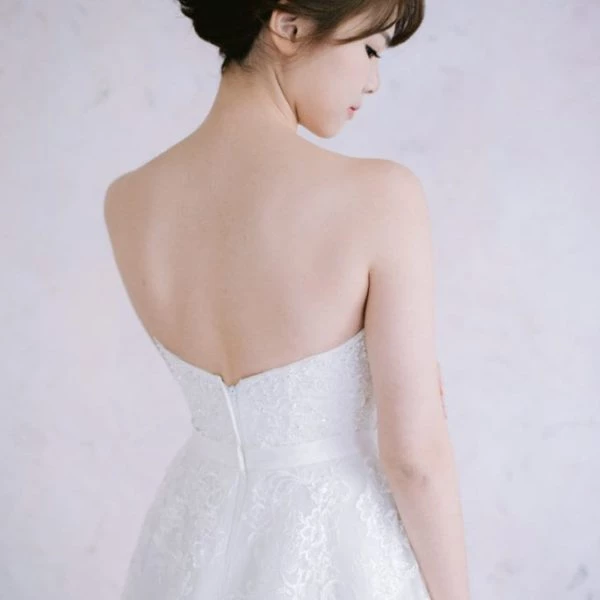 WP005 白色素雅手工婚紗