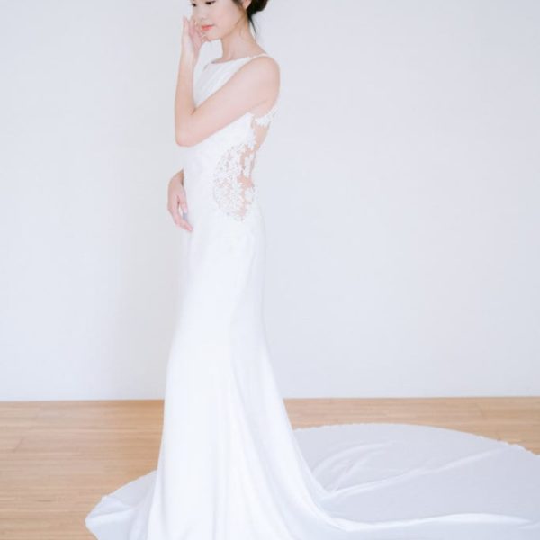 WC028 白色緞面輕婚紗