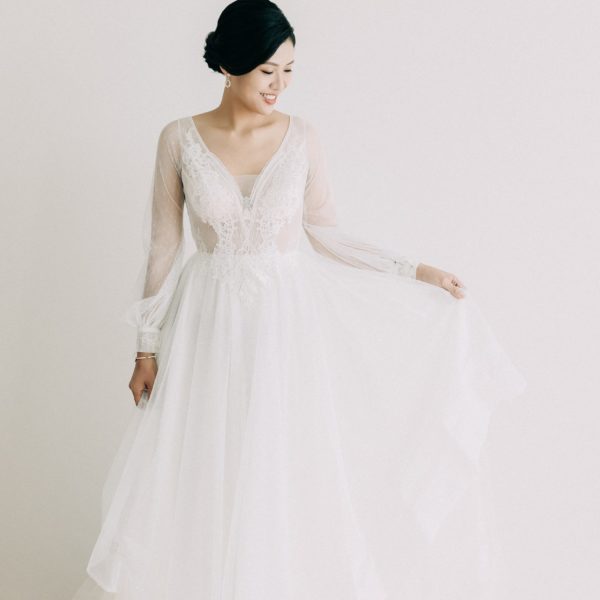 WP027 白色長袖蕾絲手工婚紗
