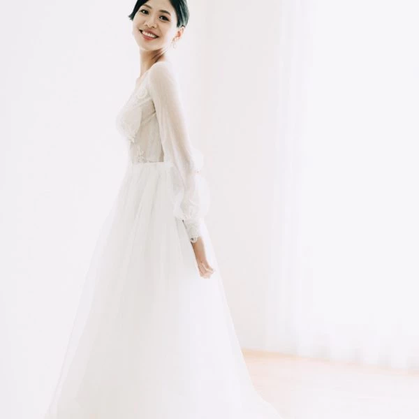 WP027 白色長袖蕾絲手工婚紗
