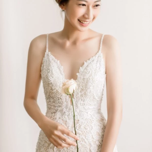 WF014 白色素雅手工婚紗