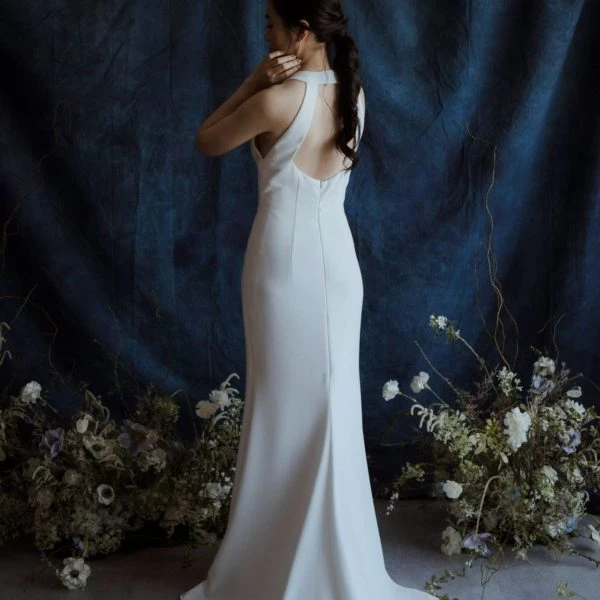 WA041 白色緞面手工婚紗(加價款)