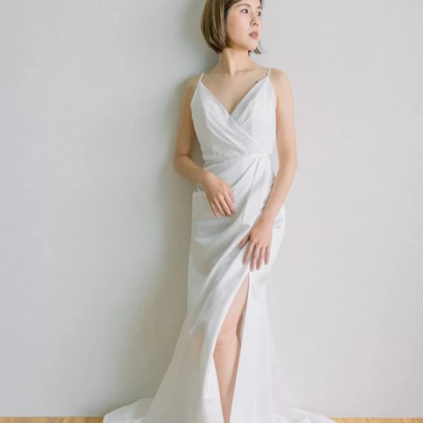 WF019 白色緞面手工婚紗