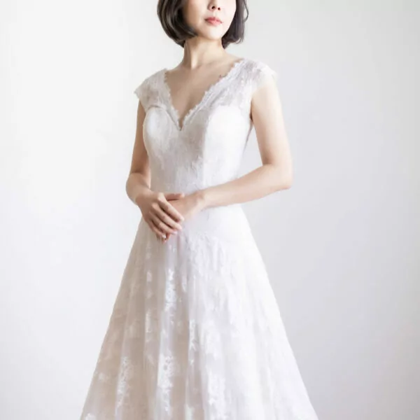 WA060 白色蕾絲手工婚紗