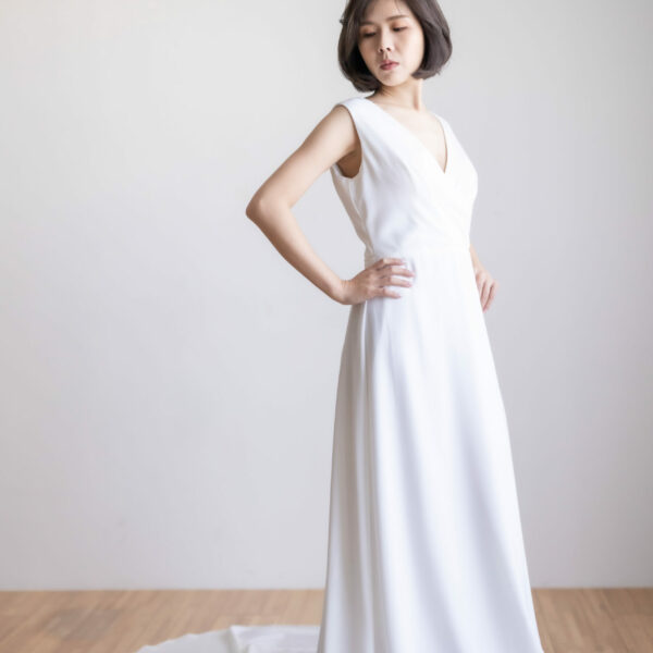 WA061 白色緞面手工婚紗