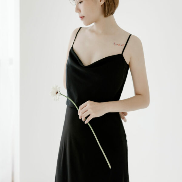 BK004 黑色輕婚紗禮服